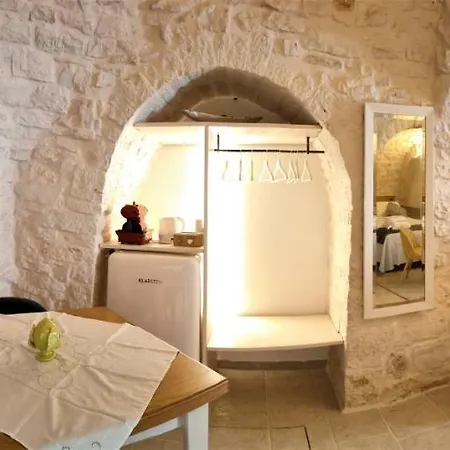 Trullo Monte Santo 50 Bed & Breakfast Alberobello