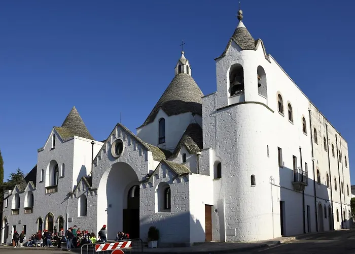 Trullo Monte Santo 50 Couette-café 3*